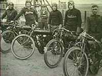 Indian Motorcycles for Sale. Indian Motorcycles Parts, Service, Shop, Repair Manuals. Indian Motorcycles from 1922 and up.  Scout and Chief V-twins, Indian Single and more.